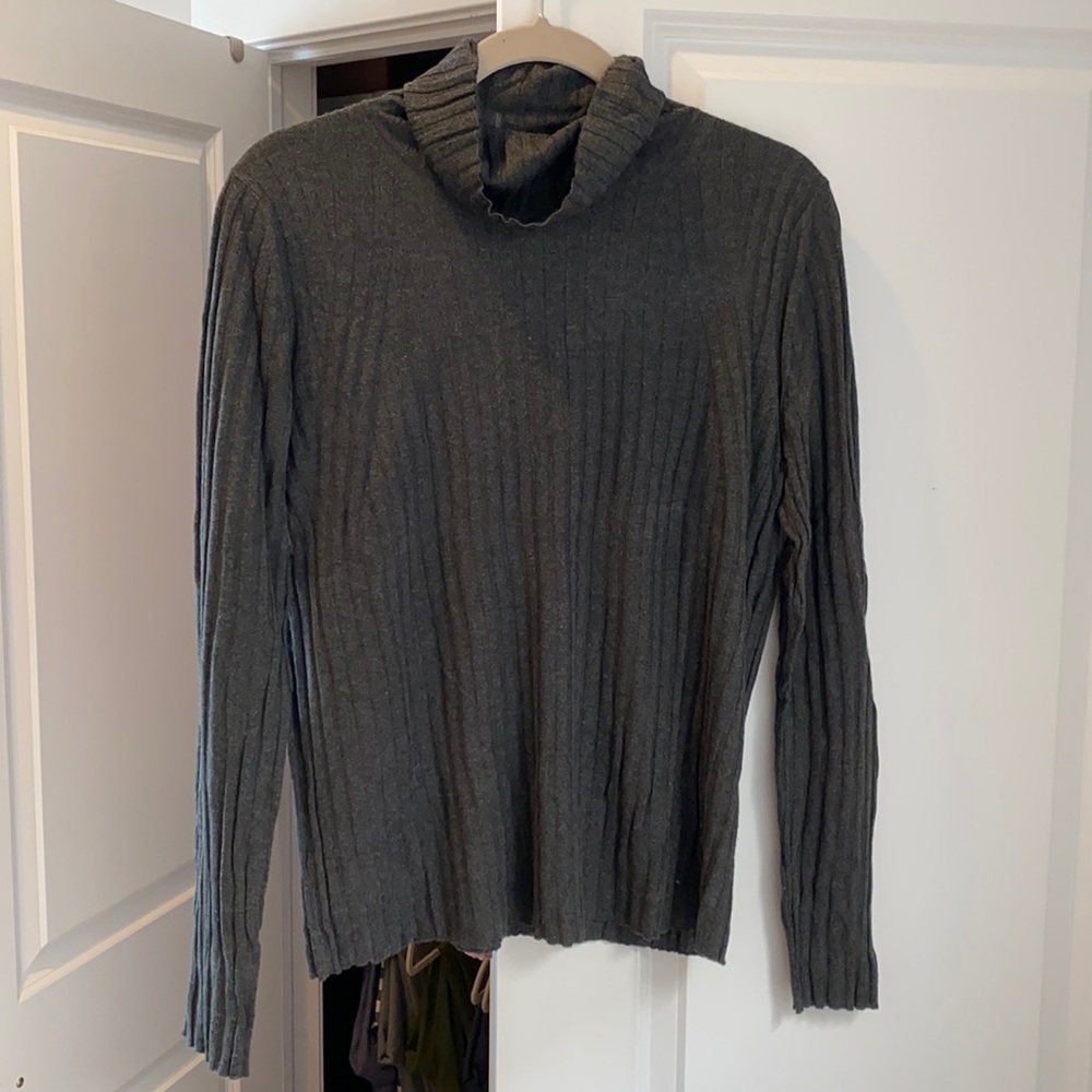 Naadam Silk Cashmere Ribbed Charcoal Turtleneck